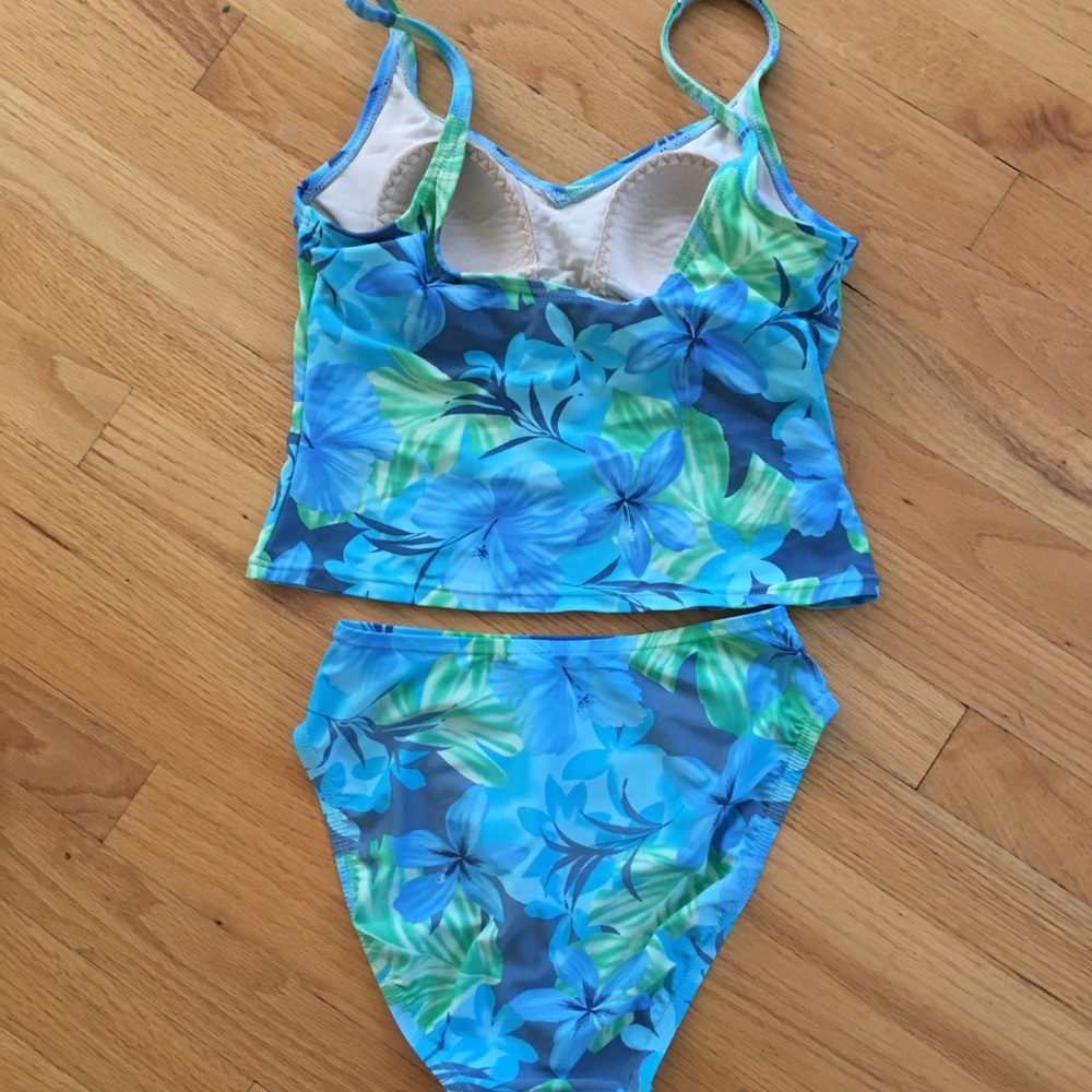 Aqua Conture 2 piece swim suit, Size 4